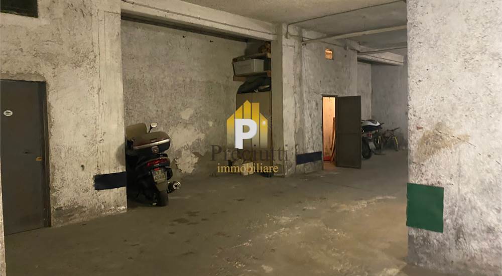 GARAGE CONDOMINIO
