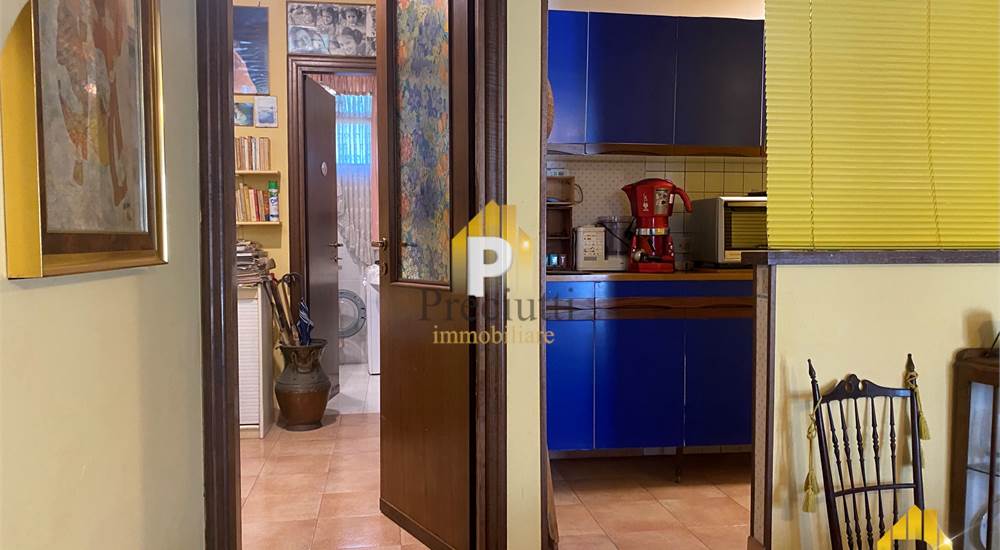 PIANO TERRA/SEMINTERRATO CUCINOTTO