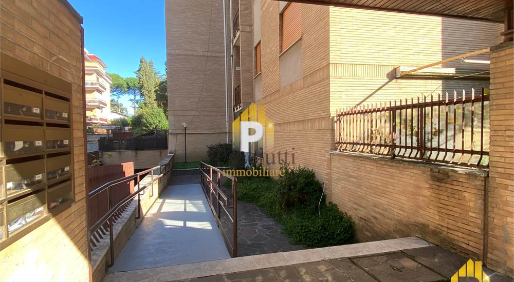 INGRESSO  PEDONALE
