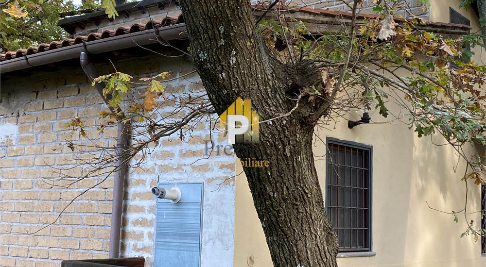 POSTERIORE ESTERNO VILLA