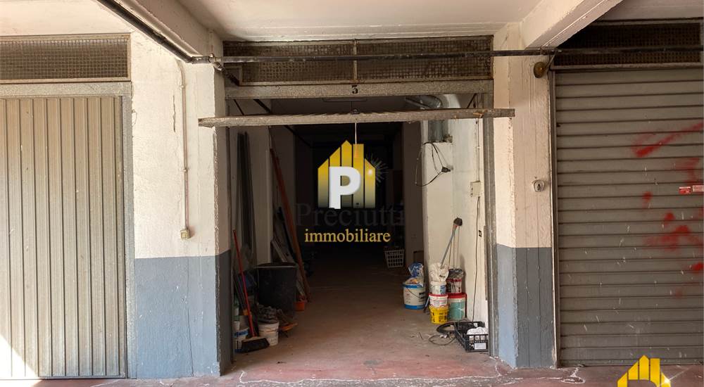 PALAZZINA A BOX INT 3