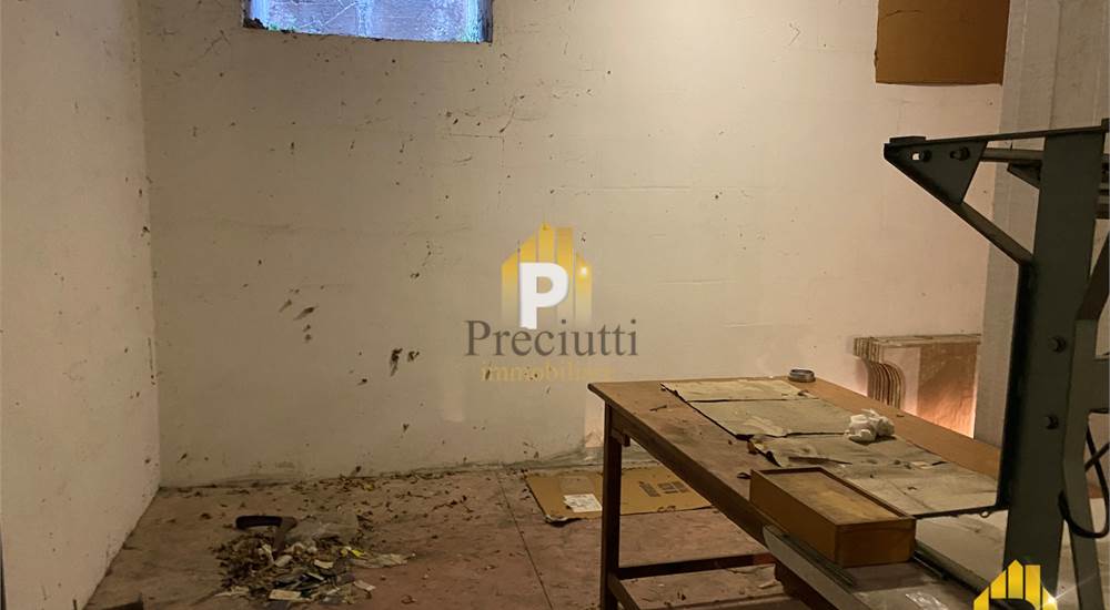 PALAZZINA A  BOX INT 5