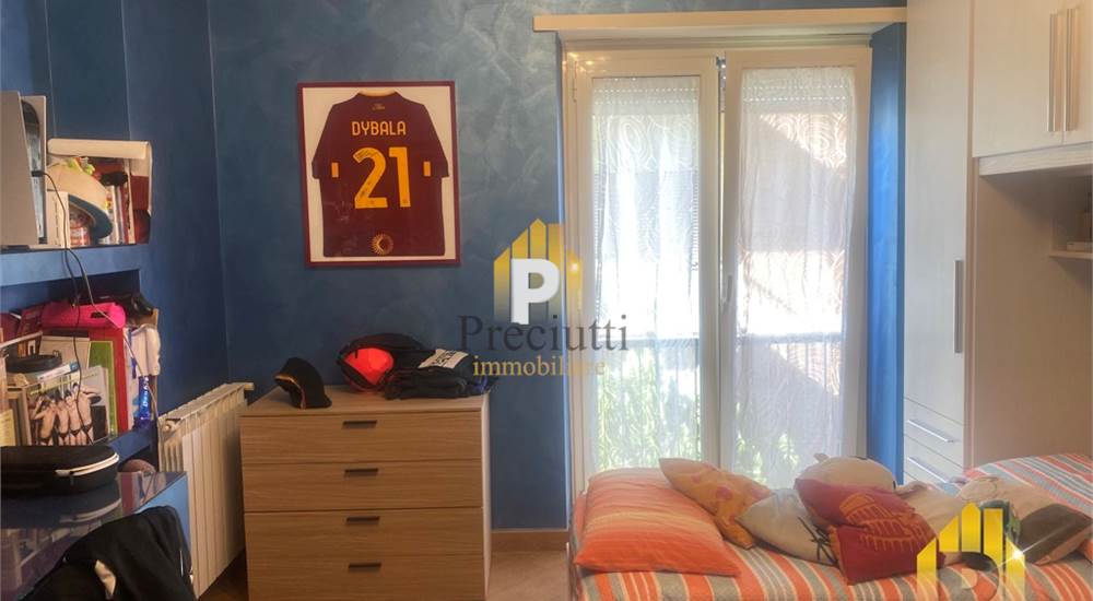 SECONDA CAMERA