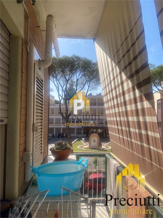 BALCONE CAMERA
