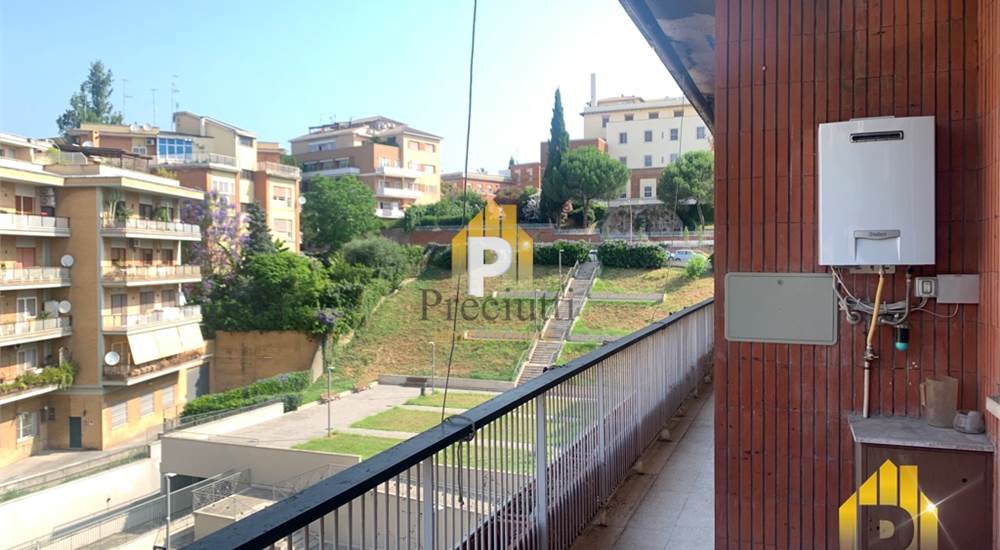 BALCONE