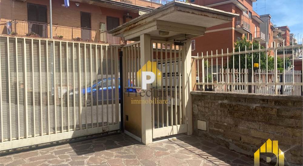 INGRESSO CONDOMINIALE