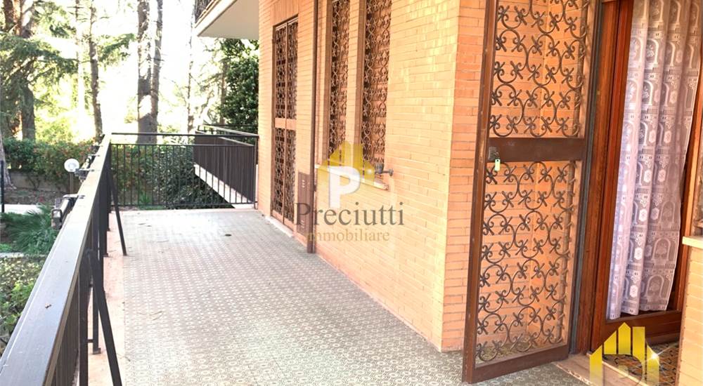 SECONDO BALCONE CUCINA CAMERA