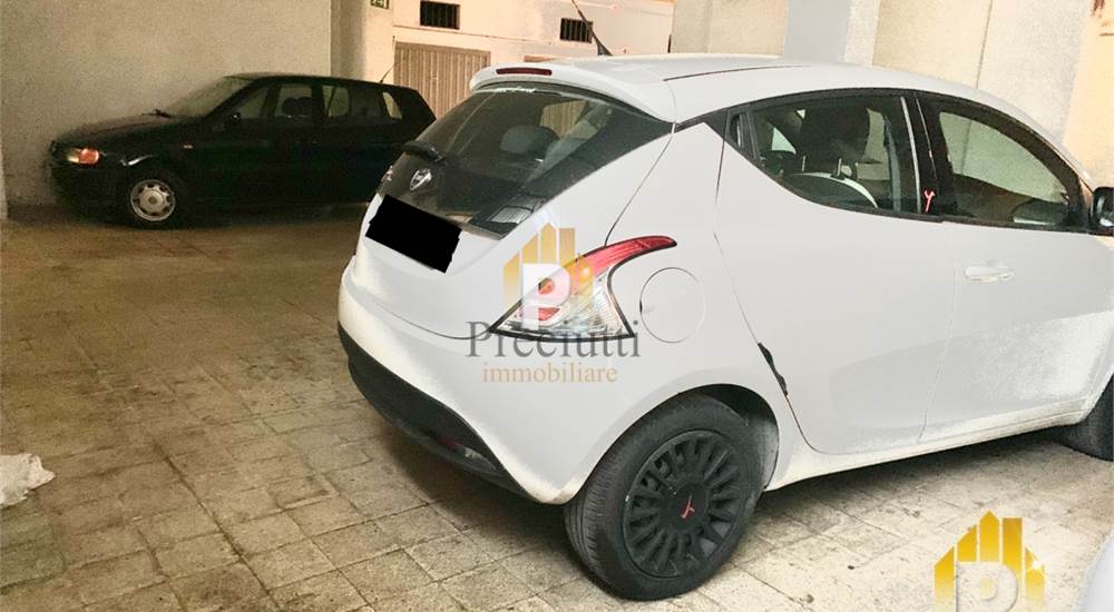 POSTO AUTO SINGOLO
