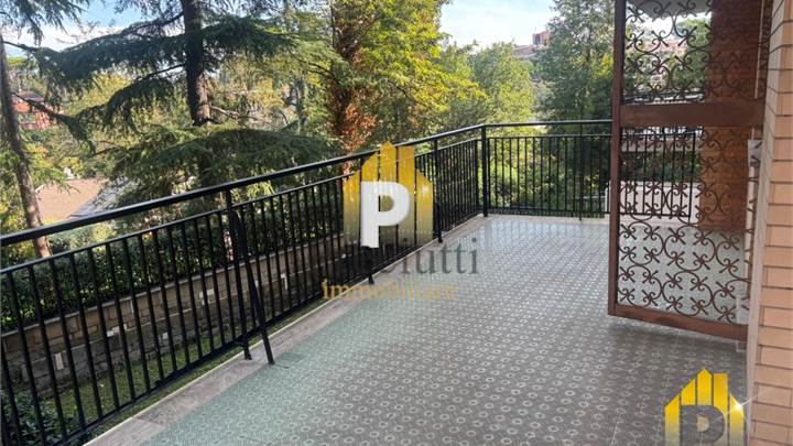 BRAVETTA VIA FABRETTI NUDA PROPRIETA' AMPIA METRATURA