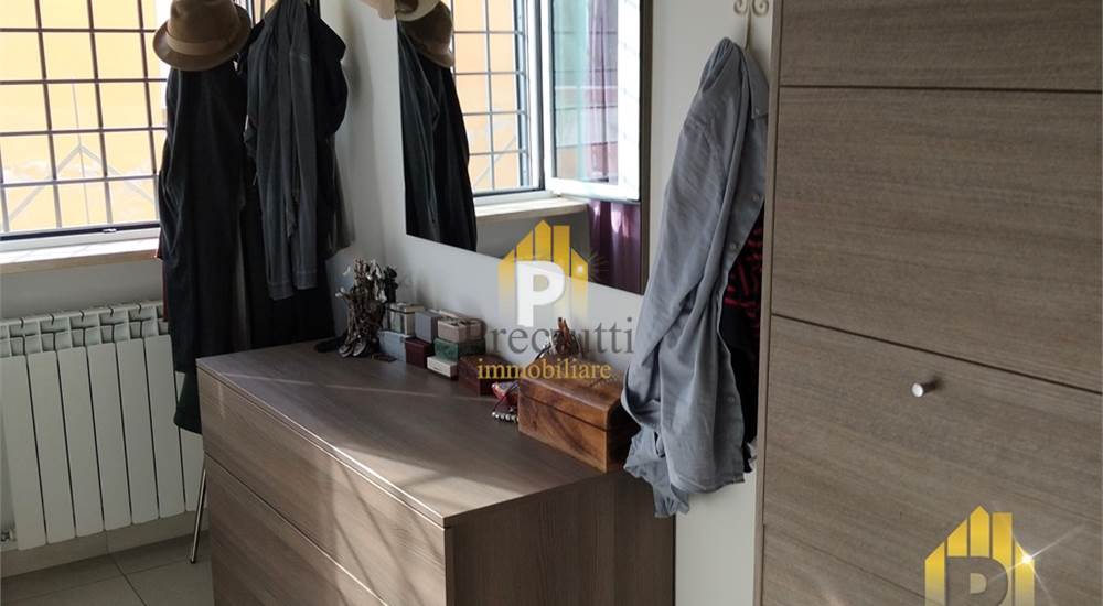 CAMERA CABINA ARMADIO