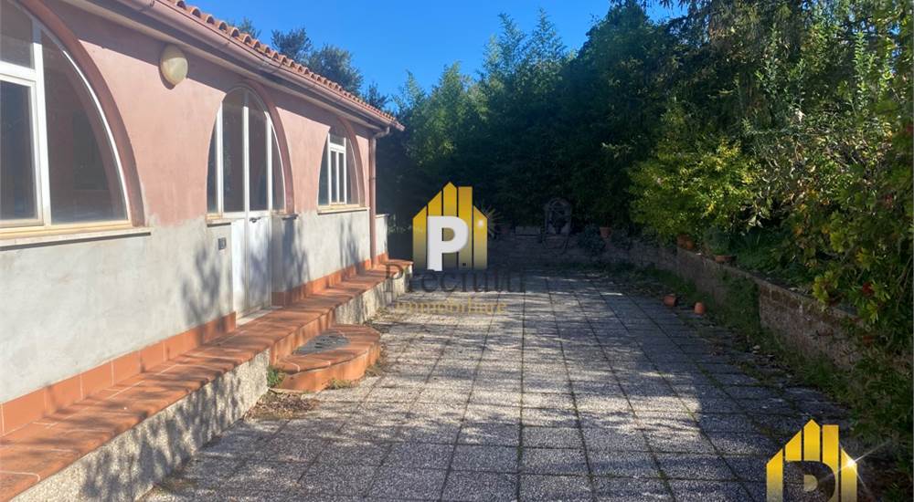 VILLA PIANO TERRA/PRIMO