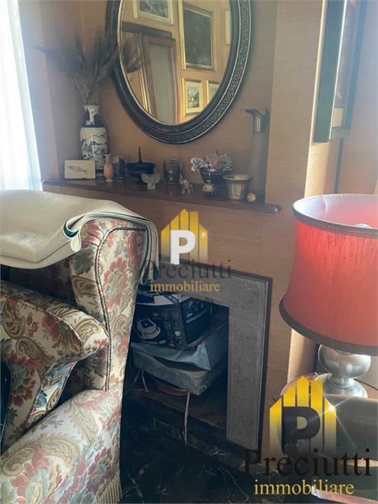 1 PIANO SALONE CAMINO