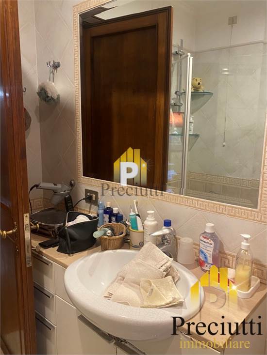 1 PIANO  PRIMO BAGNO