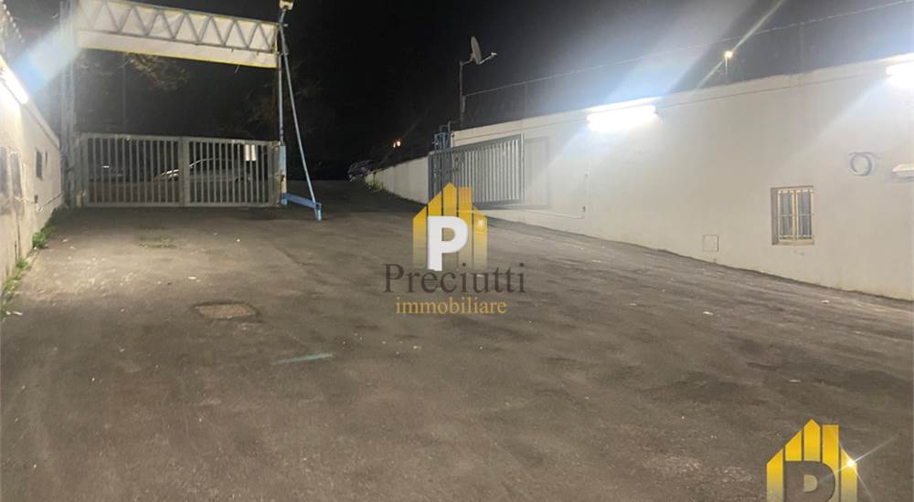 INGRESSO CONDOMINIALE VIA NAMUSA