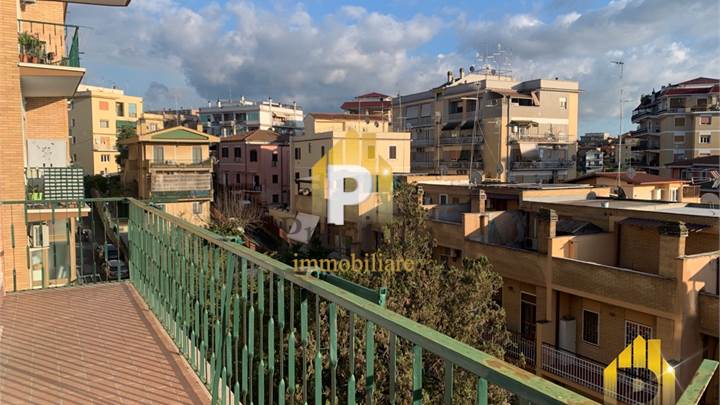 BRAVETTA VIA DEI CARRARESI BILOCALE