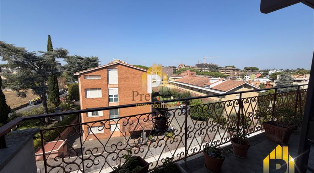 TERRAZZO VISTA CUCINA E CAMERE